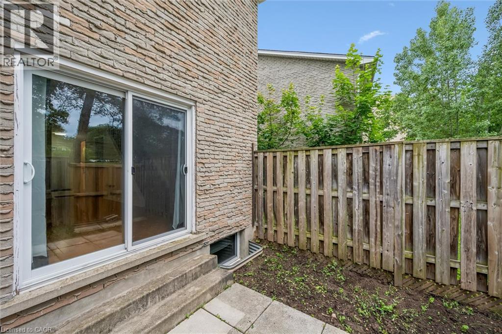 178 Westcourt Place, Waterloo, Ontario  N2L 2R7 - Photo 37 - 40854013
