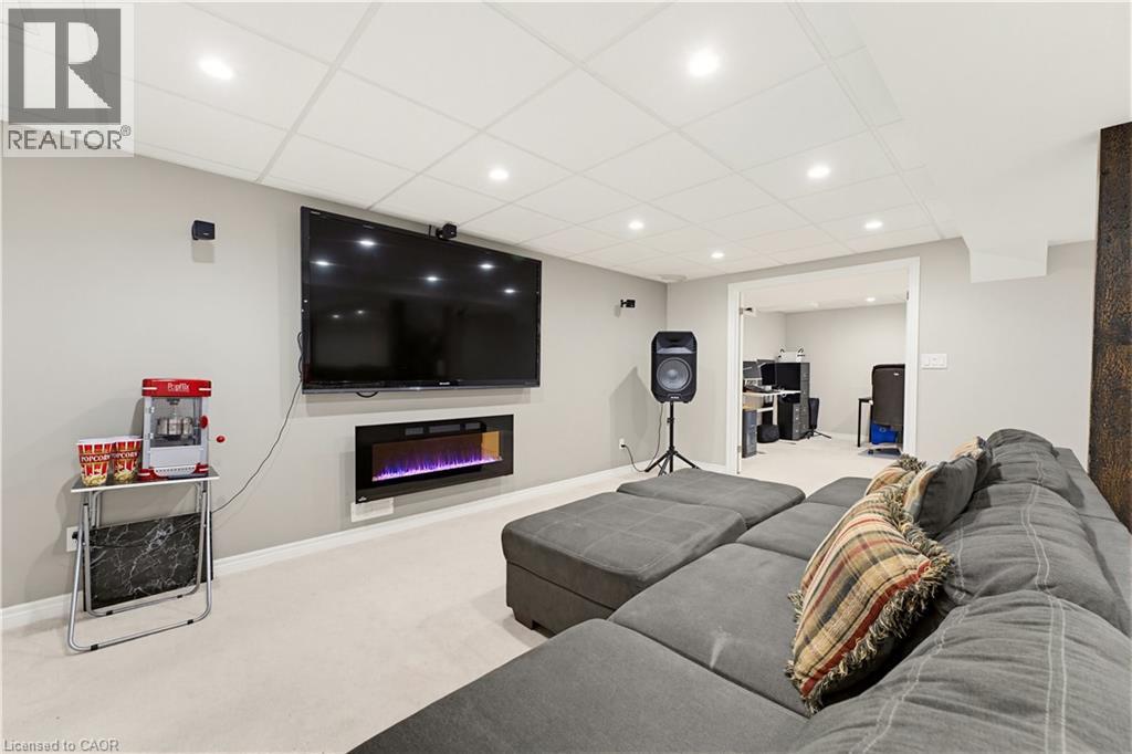 359 Pine Valley Drive, Kitchener, Ontario  N2P 2V4 - Photo 34 - 40854360