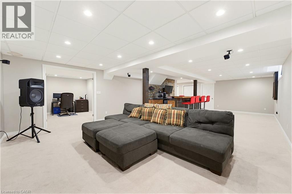 359 Pine Valley Drive, Kitchener, Ontario  N2P 2V4 - Photo 35 - 40854360