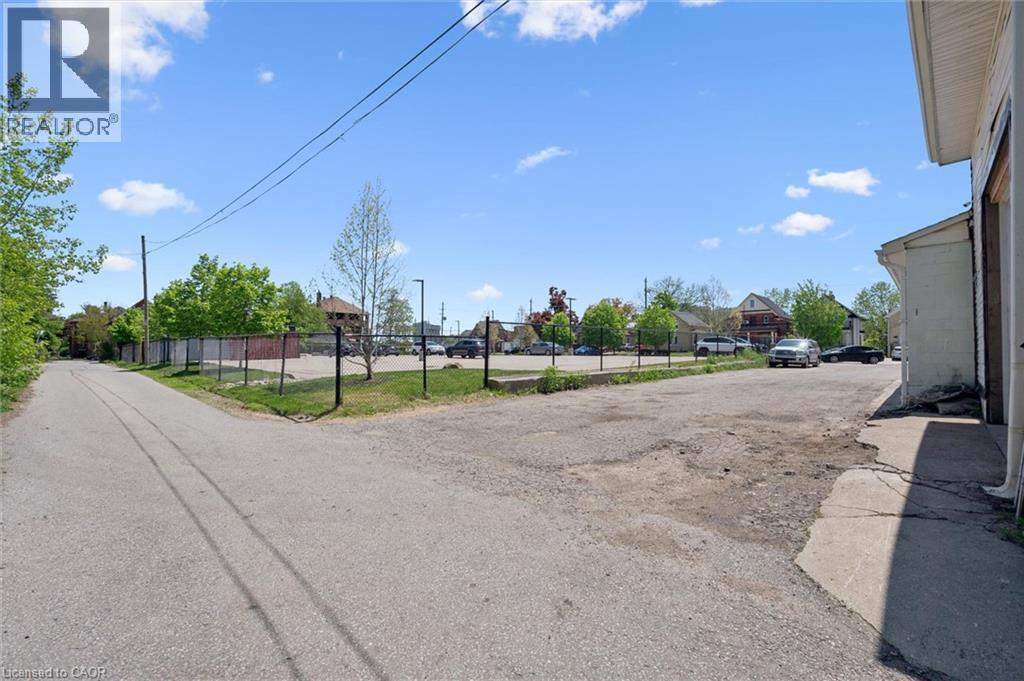 202 Breithaupt Street, Kitchener, Ontario  N2H 5H4 - Photo 10 - 40854589