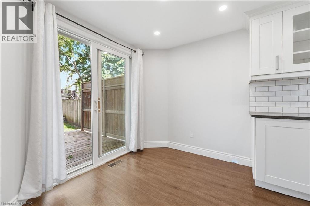 449 Exmoor Street, Waterloo, Ontario  N2K 3T7 - Photo 15 - 40854704