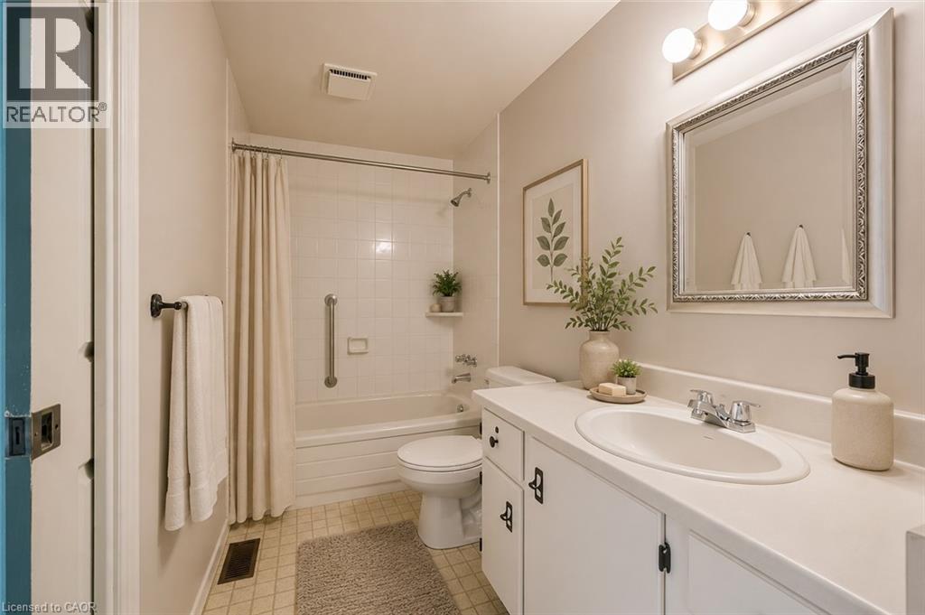 477 Beechwood Drive Unit# 4, Waterloo, Ontario  N2T 1H8 - Photo 24 - 40852314