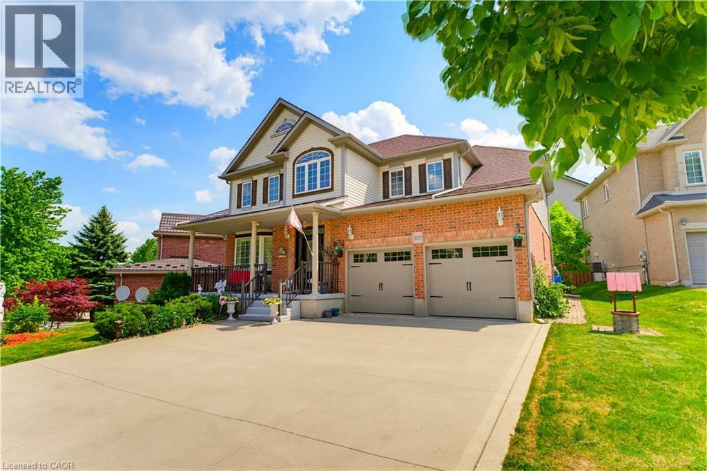 805 Munich Circle, Waterloo, Ontario  N2V 2N5 - Photo 3 - 40855741