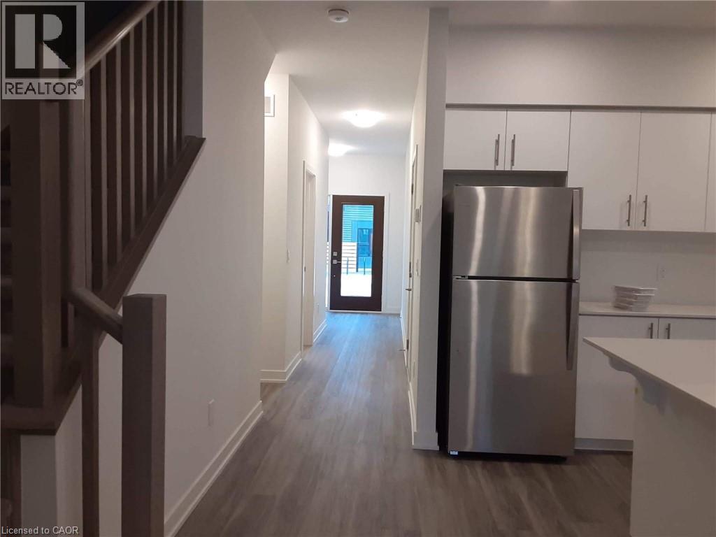 110 Fergus Avenue Unit# 33, Kitchener, Ontario  N2A 2H2 - Photo 3 - 40854947