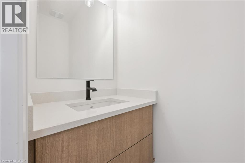 447 Benninger Street, Kitchener, Ontario  N2E 0J9 - Photo 13 - 40856225