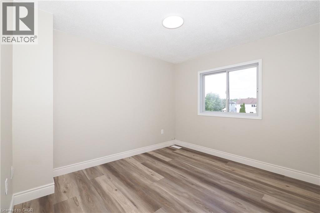495 Misty Crescent, Kitchener, Ontario  N2B 3V6 - Photo 28 - 40857086