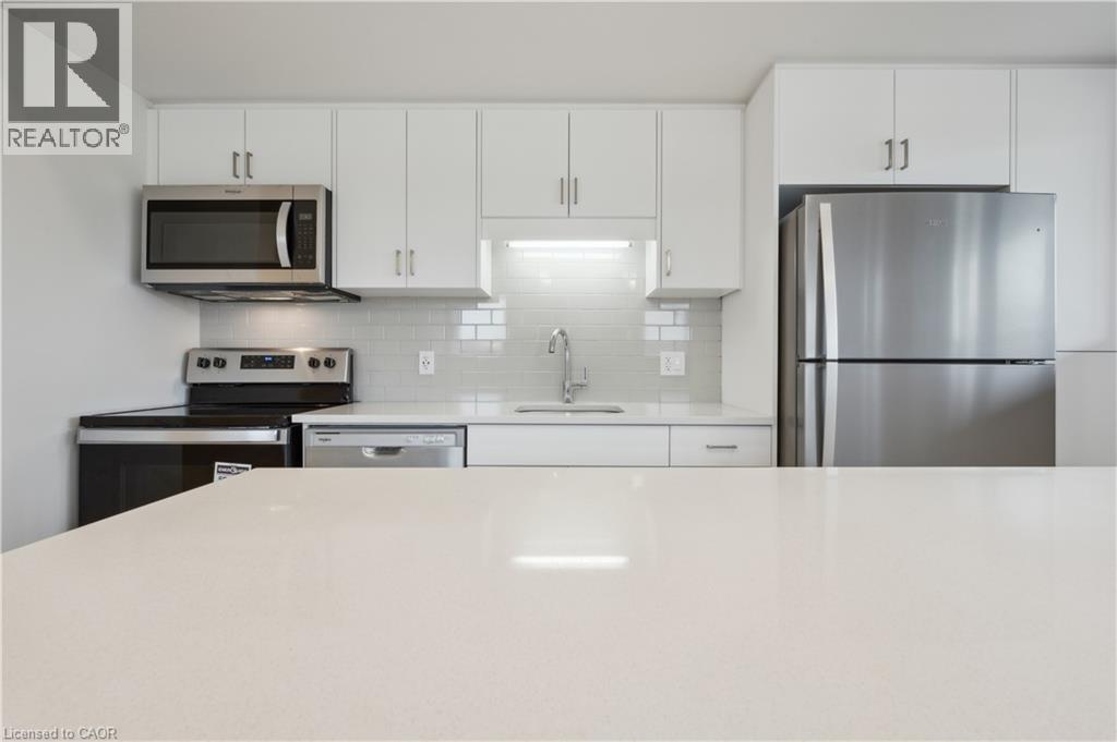 15 Stauffer Woods Trail Unit# 6, Kitchener, Ontario  N2P 0L1 - Photo 10 - 40857449