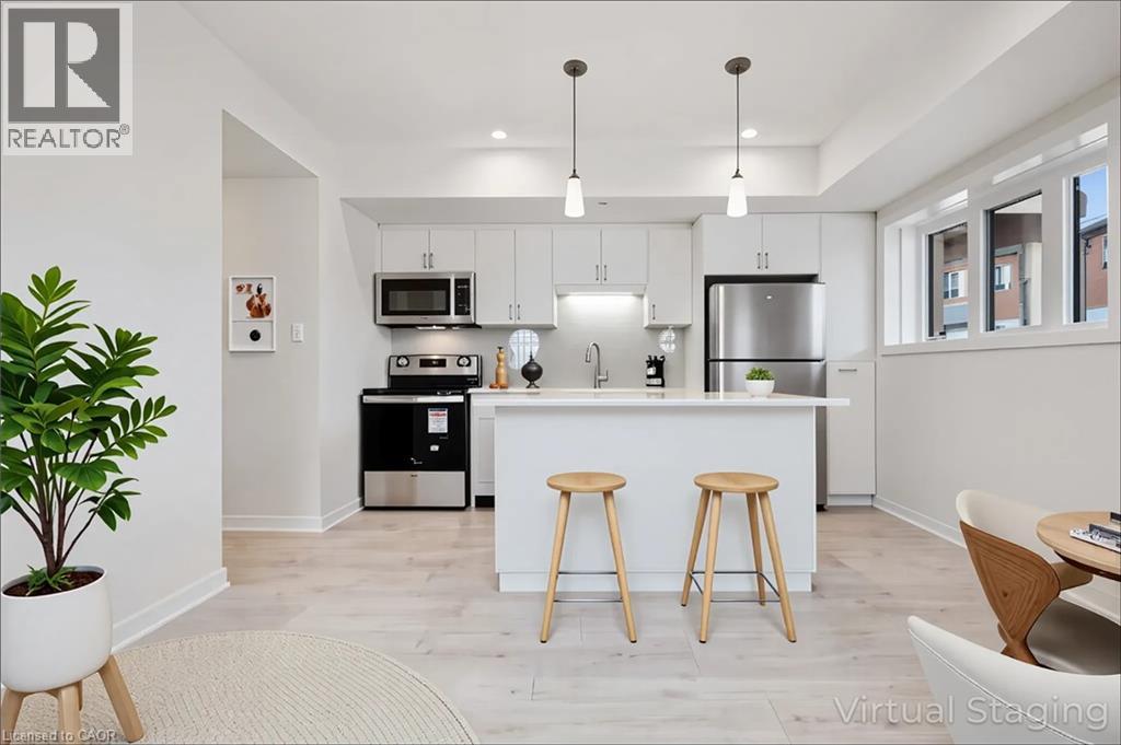 15 Stauffer Woods Trail Unit# 6, Kitchener, Ontario  N2P 0L1 - Photo 3 - 40857449