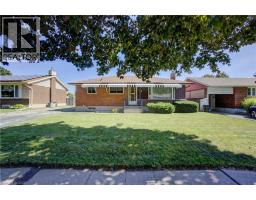 <div class="price">$599,000</div> 52 Queenston Crescent, Kitchener<br><div style="margin-bottom:8px;"><small>Royal LePage Wolle Realty</small></div><div class='bed_bath'>4 Bed | 2 Bath</div>