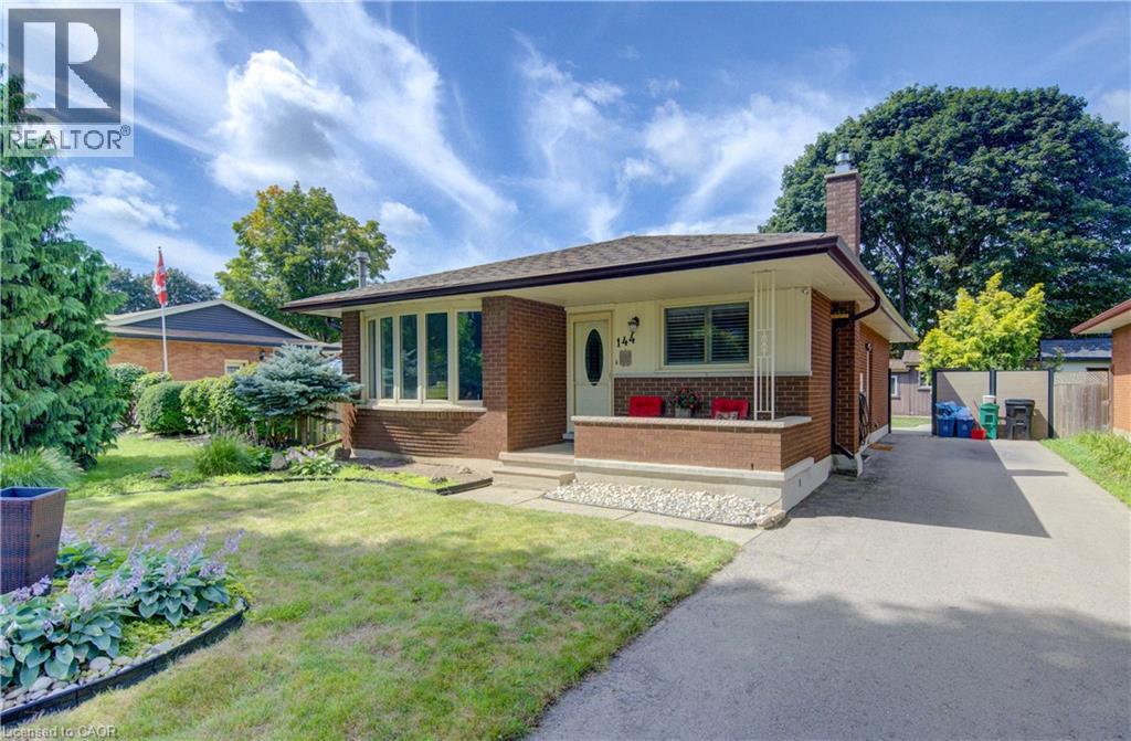 144 Holborn Drive, Kitchener, Ontario  M2A 2E5 - Photo 3 - 40852882
