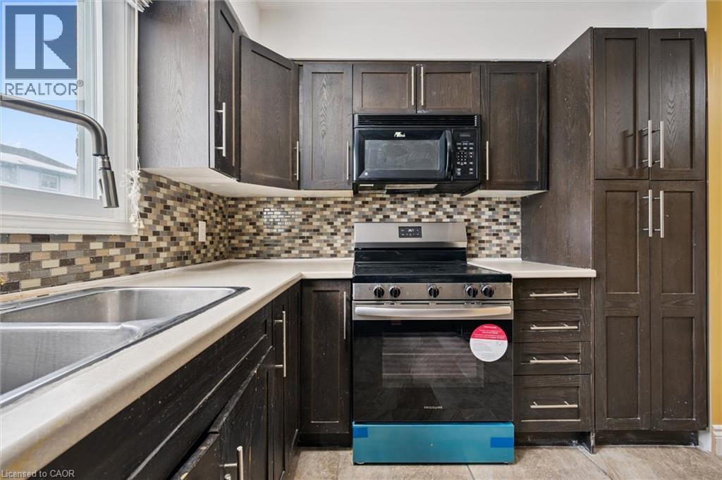 589 Beechwood Drive Unit# 43, Waterloo, Ontario  N2T 2K9 - Photo 18 - 40858084