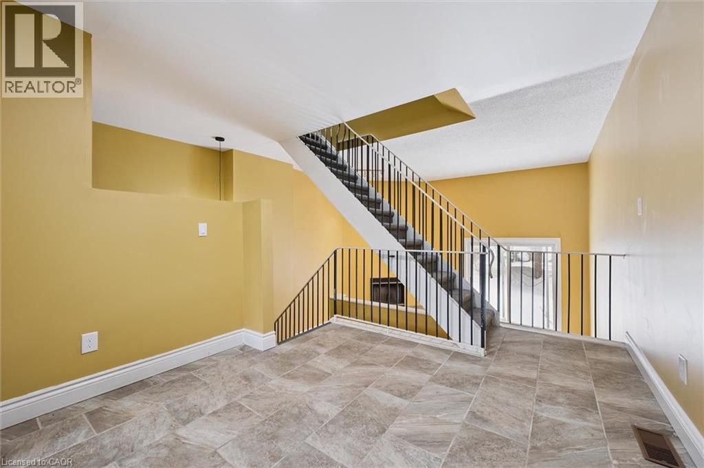 589 Beechwood Drive Unit# 43, Waterloo, Ontario  N2T 2K9 - Photo 20 - 40858084