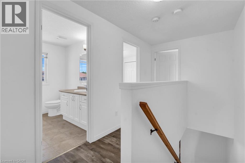 50 Howe Drive Unit# 19b, Kitchener, Ontario  N2E 0A2 - Photo 16 - 40859215