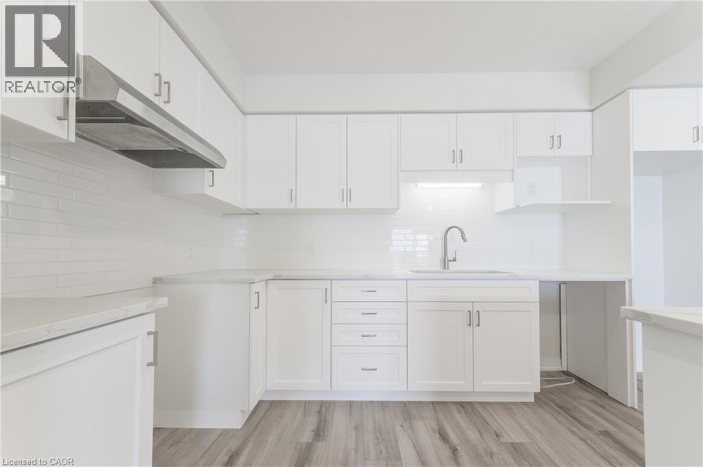 25 Urbane Boulevard, Kitchener, Ontario  N2E 0H8 - Photo 11 - 40859268