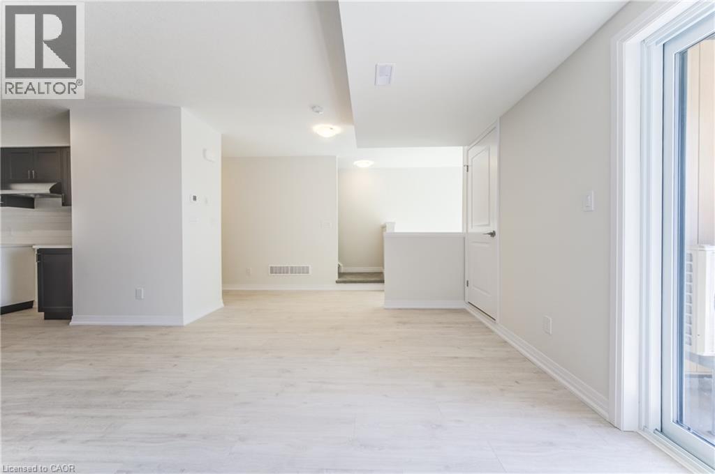 27 Urbane Boulevard, Kitchener, Ontario  N2E 0H8 - Photo 16 - 40859274