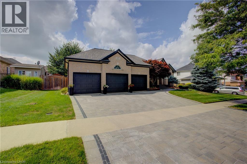 457 Caryndale Drive, Kitchener, Ontario  N2R 1J7 - Photo 4 - 40859346