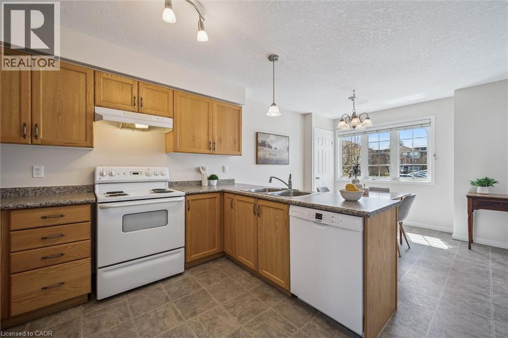 50 Howe Drive Unit# 16b, Kitchener, Ontario  N2E 0A3 - Photo 10 - 40853188