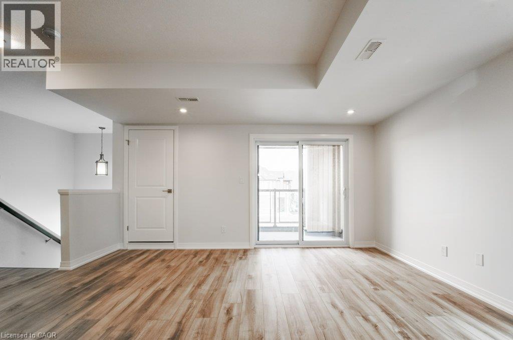 686 Benninger Drive, Kitchener, Ontario  N2E 0H8 - Photo 11 - 40861139