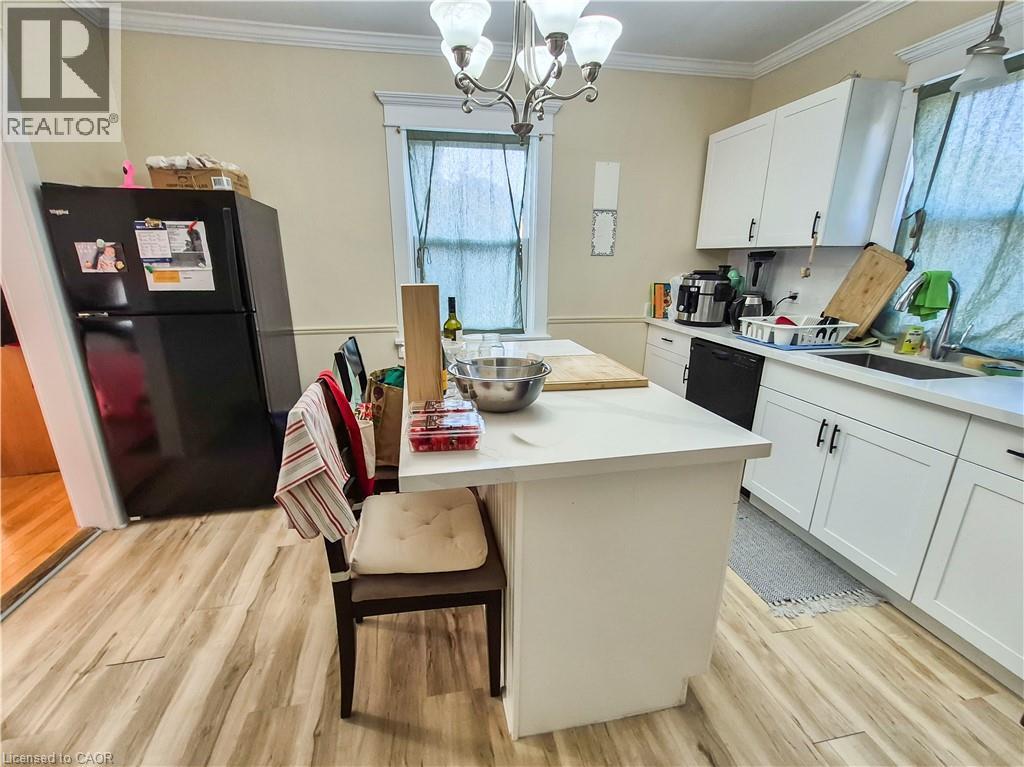 39 Union Street E Unit# B, Waterloo, Ontario  N2J 1B8 - Photo 10 - 40858514