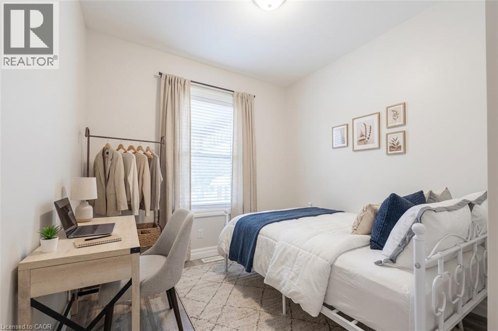 157 Dawson Street, Waterloo, Ontario  N2L 1R9 - Photo 10 - 40862405