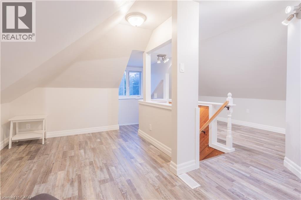 157 Dawson Street, Waterloo, Ontario  N2L 1R9 - Photo 12 - 40862405