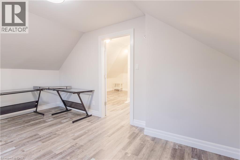 157 Dawson Street, Waterloo, Ontario  N2L 1R9 - Photo 15 - 40862405