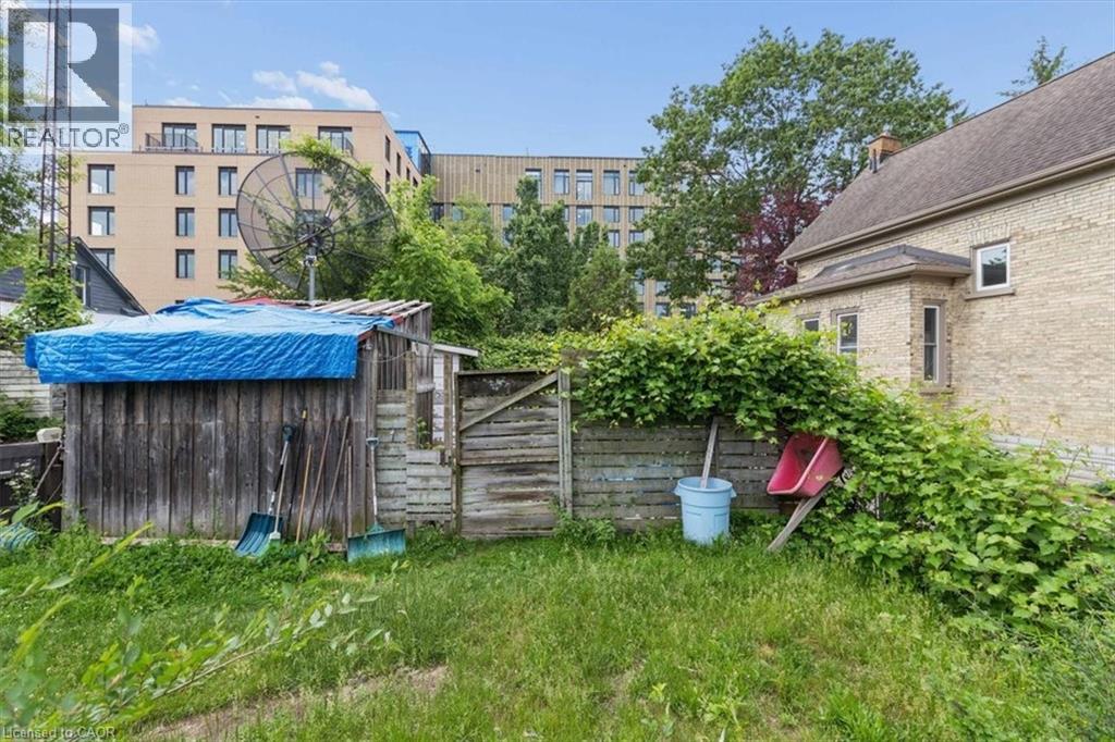 427 Duke Street W, Kitchener, Ontario  N2H 3Y6 - Photo 37 - 40862461