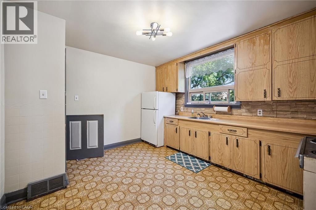 334 Blucher Boulevard, Kitchener, Ontario  N2H 5V9 - Photo 10 - 40860221