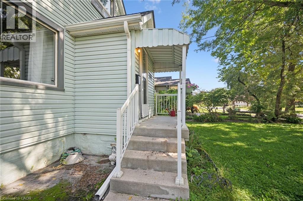 334 Blucher Boulevard, Kitchener, Ontario  N2H 5V9 - Photo 4 - 40860221