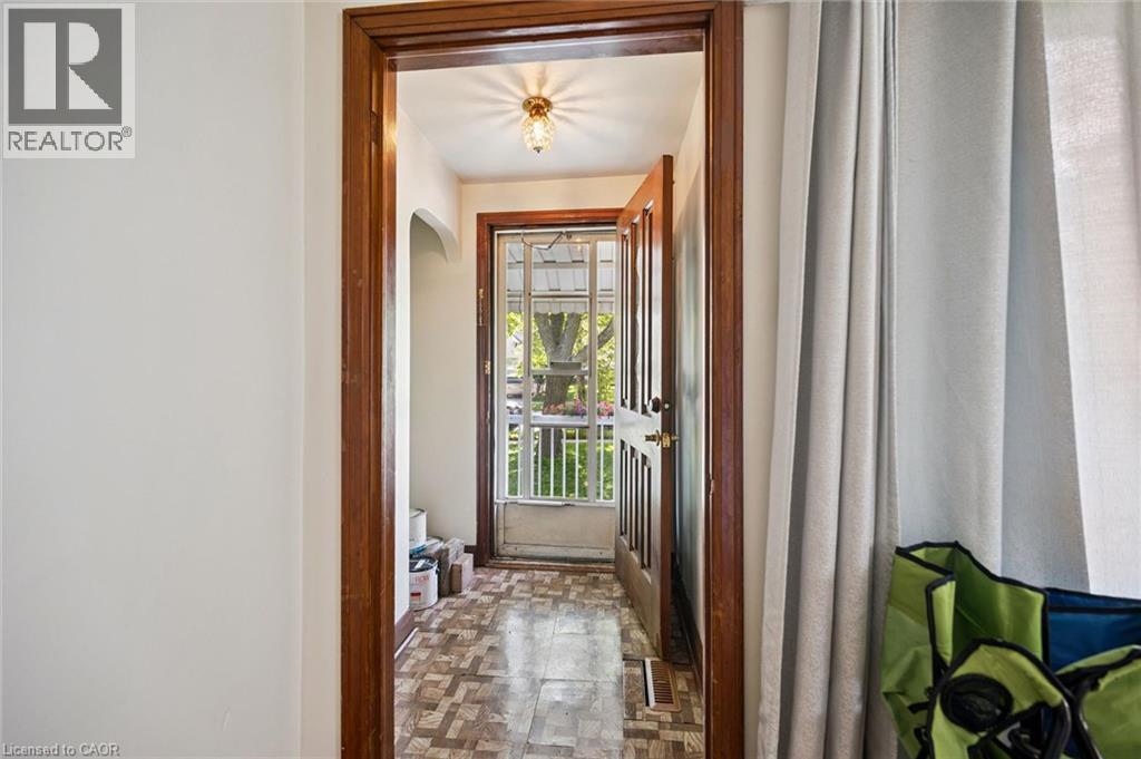334 Blucher Boulevard, Kitchener, Ontario  N2H 5V9 - Photo 5 - 40860221
