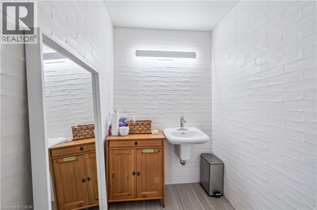 241 King Street E Unit# 243, Kitchener, Ontario  N2G 2K8 - Photo 7 - 40860370