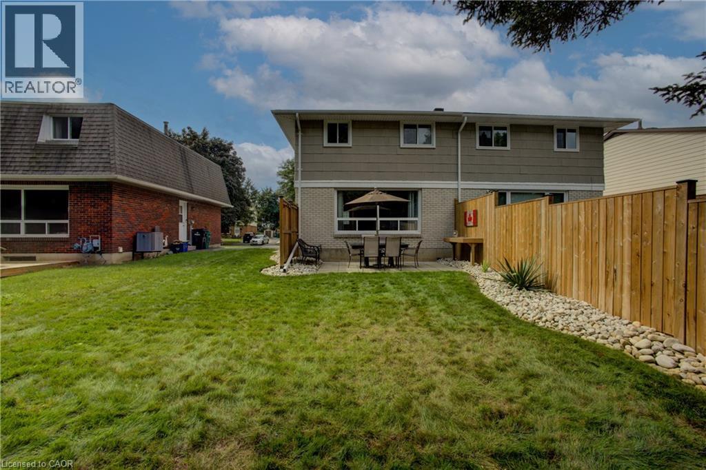 426a Dunvegan Drive, Waterloo, Ontario  N2K 2C7 - Photo 29 - 40859288