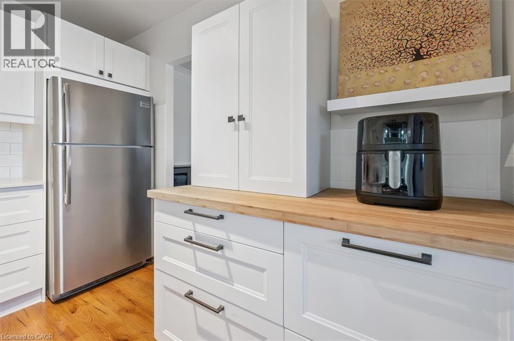 1100 Courtland Avenue E Unit# 302, Kitchener, Ontario  N2C 2H9 - Photo 18 - 40859290