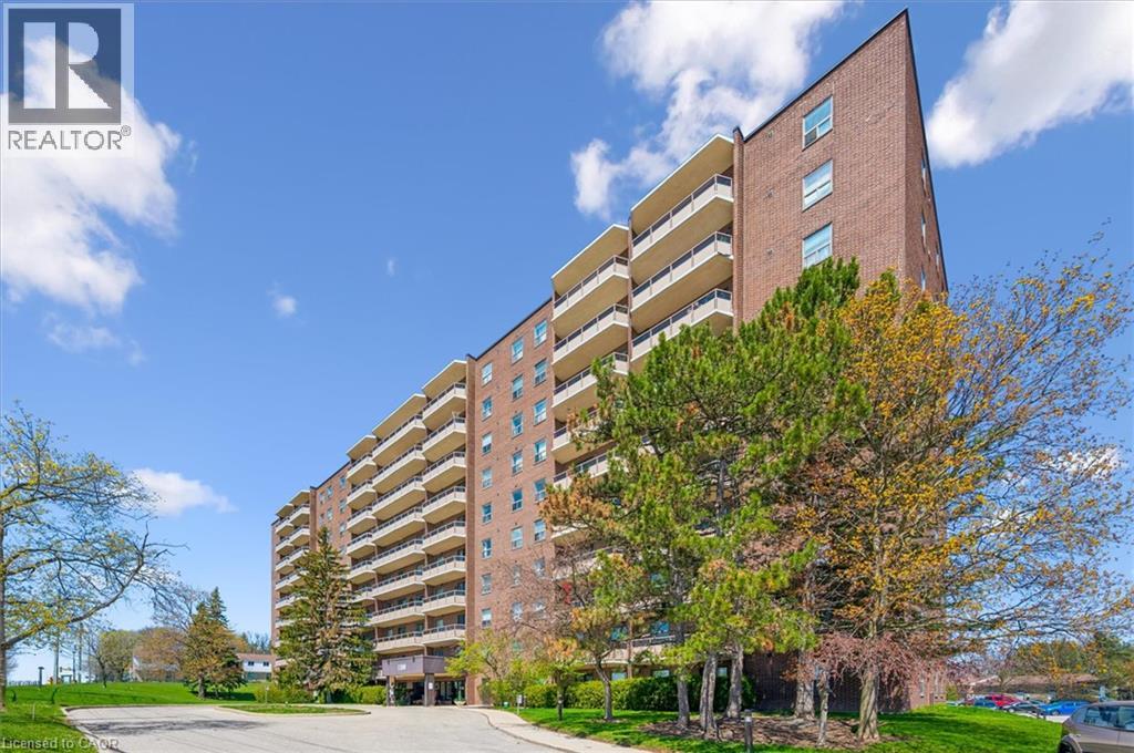 1100 Courtland Avenue E Unit# 302, Kitchener, Ontario  N2C 2H9 - Photo 3 - 40859290
