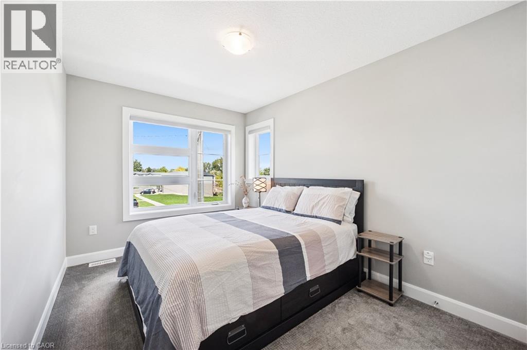 884 Robert Ferrie Drive, Kitchener, Ontario  N2R 0P2 - Photo 27 - 40858806