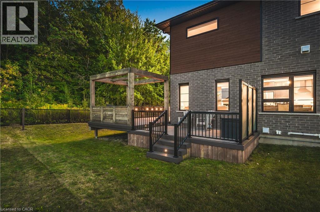 884 Robert Ferrie Drive, Kitchener, Ontario  N2R 0P2 - Photo 45 - 40858806