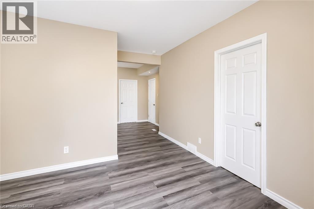 93 Lancaster Street W, Kitchener, Ontario  N2H 4T3 - Photo 15 - 40863097
