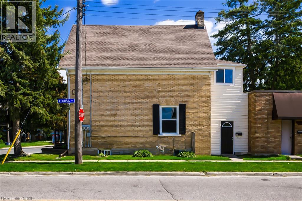 93 Lancaster Street W, Kitchener, Ontario  N2H 4T3 - Photo 2 - 40863097