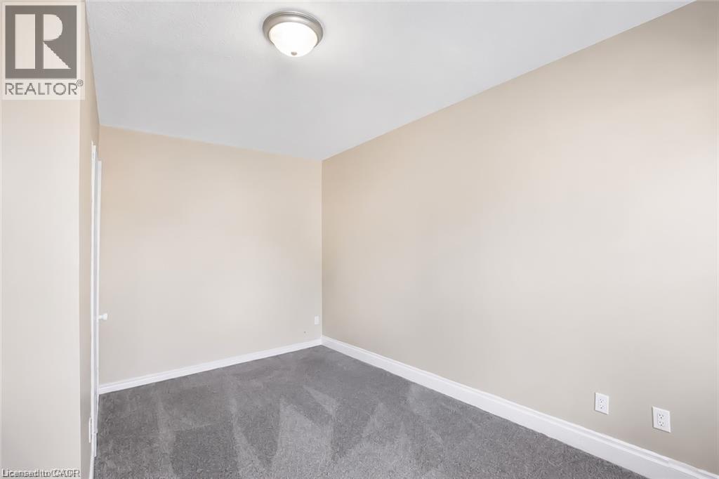 93 Lancaster Street W, Kitchener, Ontario  N2H 4T3 - Photo 7 - 40863097