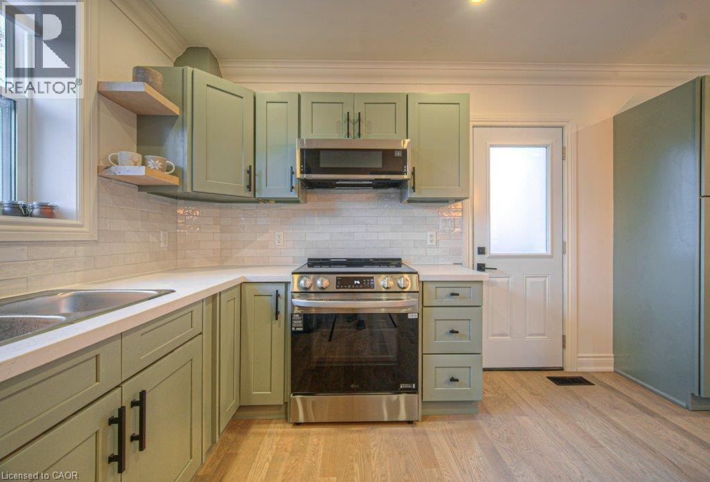 30 Dunbar Road S, Waterloo, Ontario  N2L 2E3 - Photo 11 - 40863408