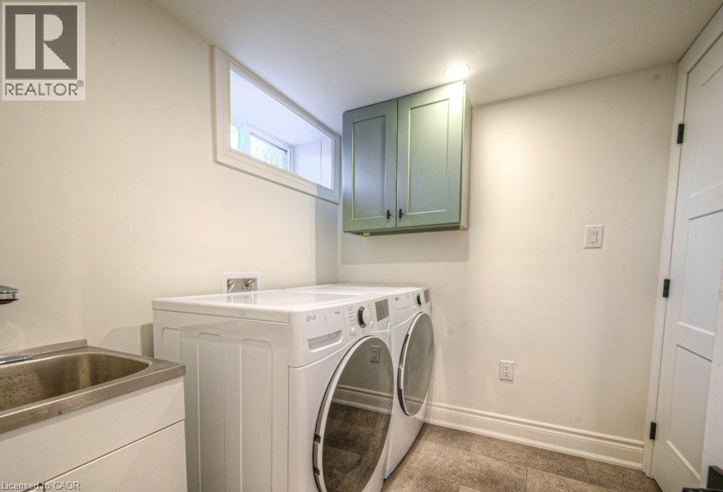 30 Dunbar Road S, Waterloo, Ontario  N2L 2E3 - Photo 30 - 40863408