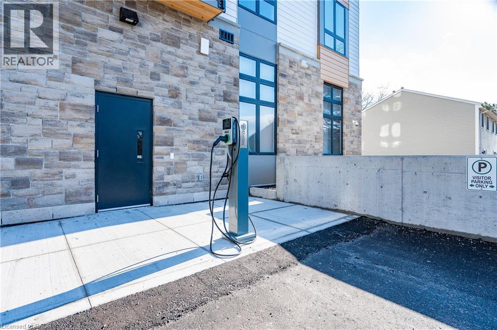 101 Golden Eagle Road Unit# 411, Waterloo, Ontario  N2V 1C3 - Photo 37 - 40863609