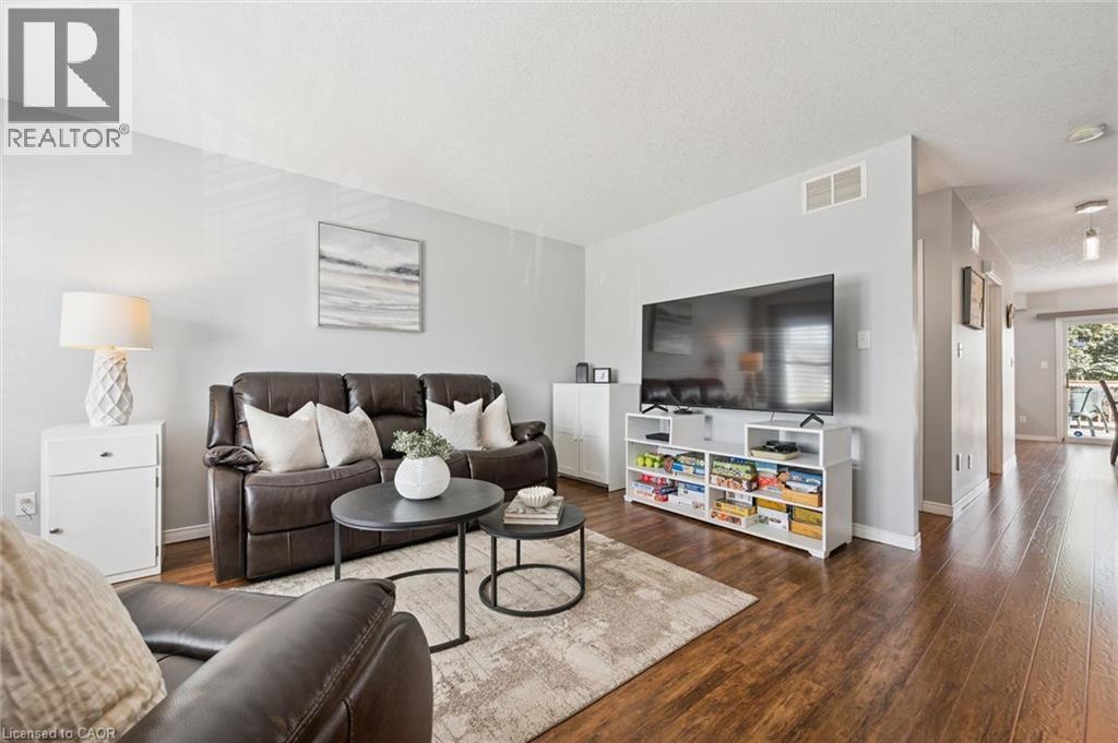 30 Madeleine Street, Kitchener, Ontario  N2R 1V5 - Photo 10 - 40854171