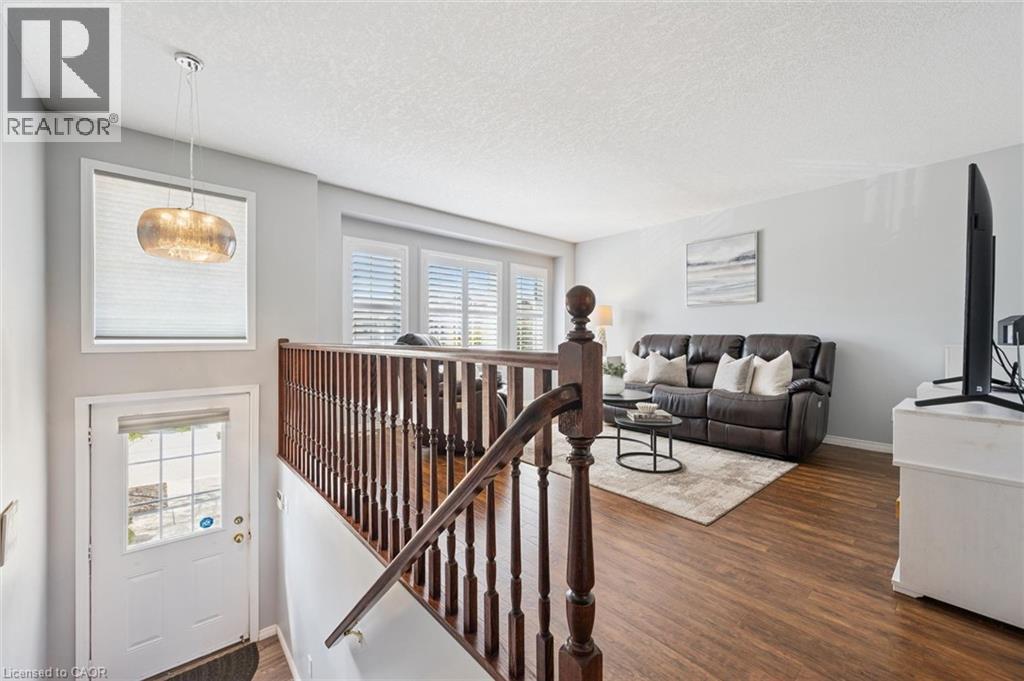 30 Madeleine Street, Kitchener, Ontario  N2R 1V5 - Photo 7 - 40854171