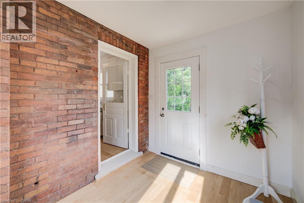 25 Central Street, Waterloo, Ontario  N2L 3A5 - Photo 31 - 40863709