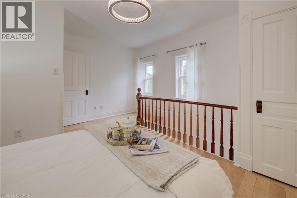 25 Central Street, Waterloo, Ontario  N2L 3A5 - Photo 34 - 40863709
