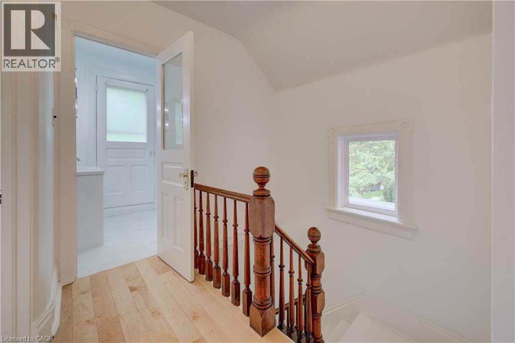 25 Central Street, Waterloo, Ontario  N2L 3A5 - Photo 39 - 40863709
