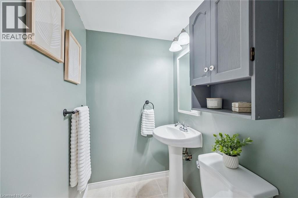 78 Old Huron Court, Kitchener, Ontario  N2R 1L7 - Photo 22 - 40859771