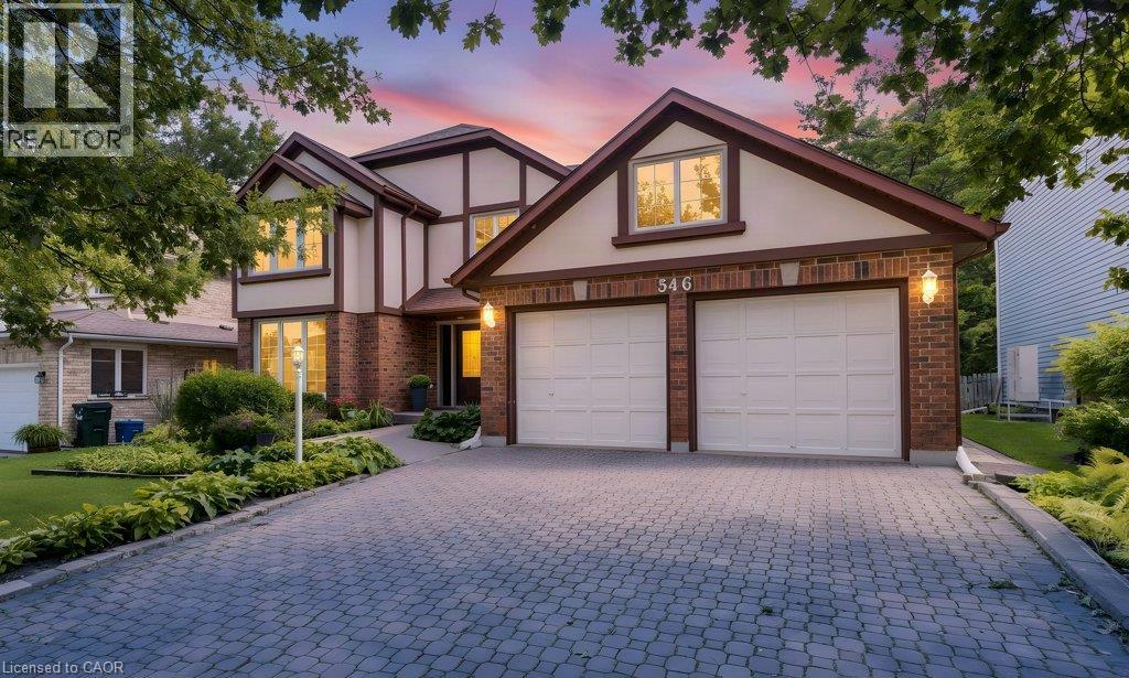 546 SANDBROOKE Court, Waterloo, Ontario