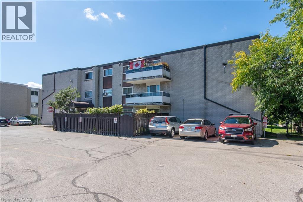 71 Vanier Drive Unit# 310, Kitchener, Ontario  N2C 1J4 - Photo 4 - 40864977